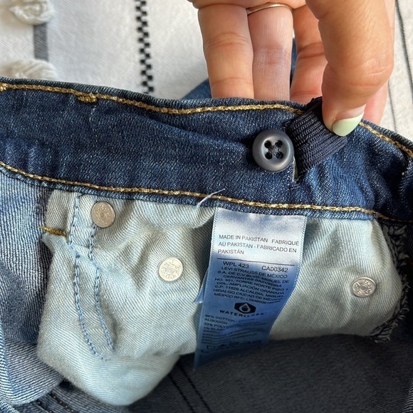 Levis • denizen skinny jeans - Picture 8 of 9